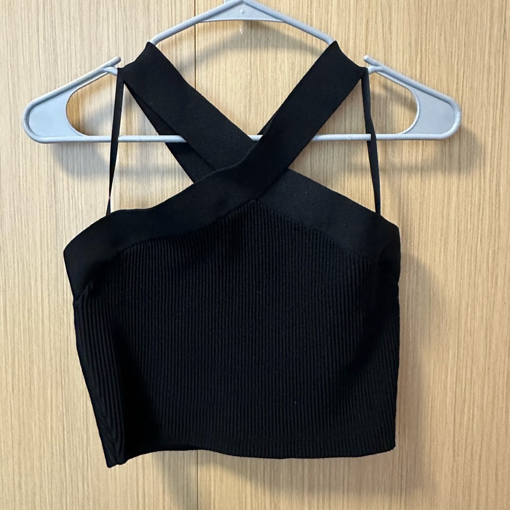 Aritzia Sculpt Knit Criss Cross Cropped Tank